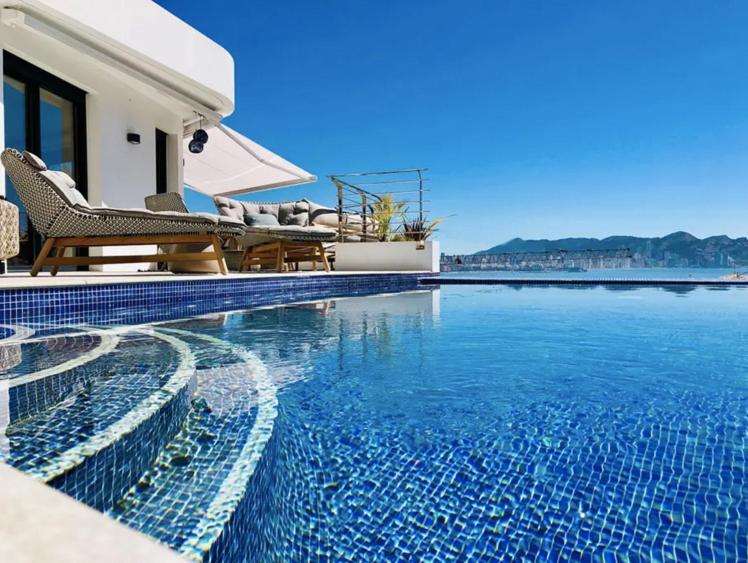 Luxurioeses Apartment In Benidorm Mit Pool Dış mekan fotoğraf